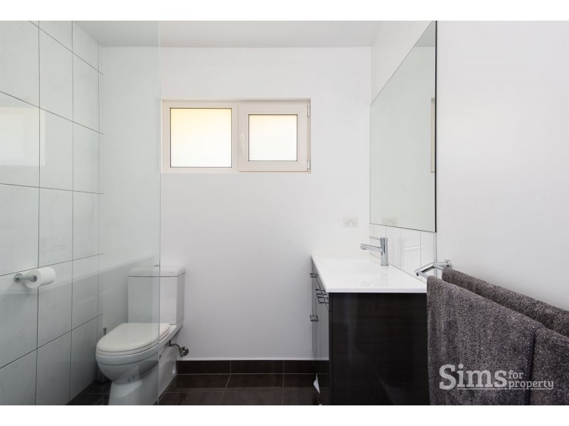 16 Highgate, Youngtown TAS 7249