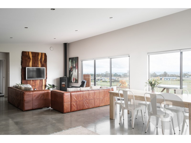 43 White Gum Rise, St Leonards TAS 7250