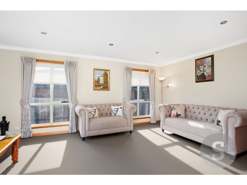 82 Mount Stuart Drive, Newnham TAS 7248