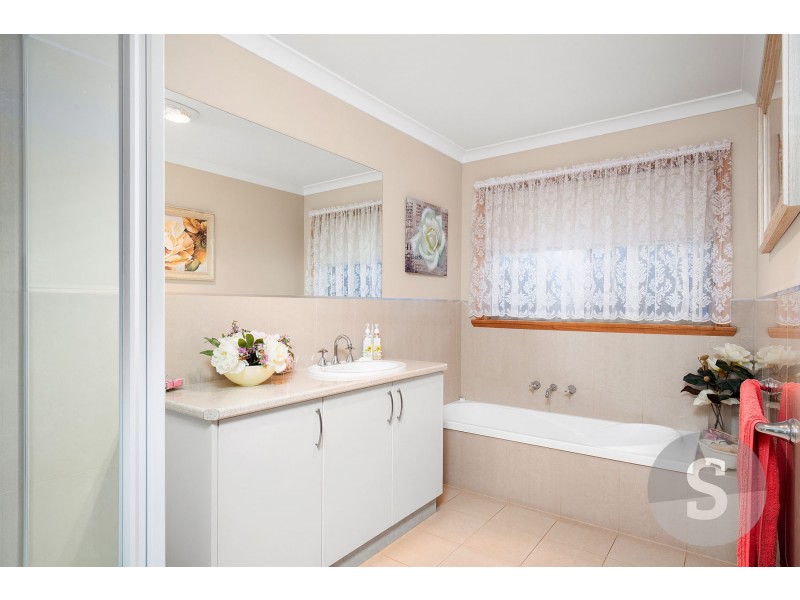 82 Mount Stuart Drive, Newnham TAS 7248