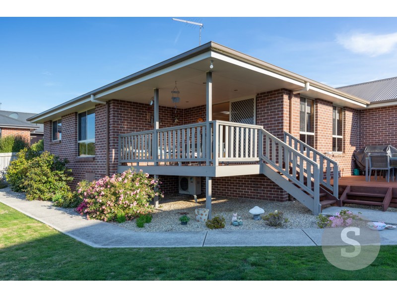 82 Mount Stuart Drive, Newnham TAS 7248