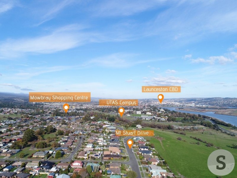 82 Mount Stuart Drive, Newnham TAS 7248