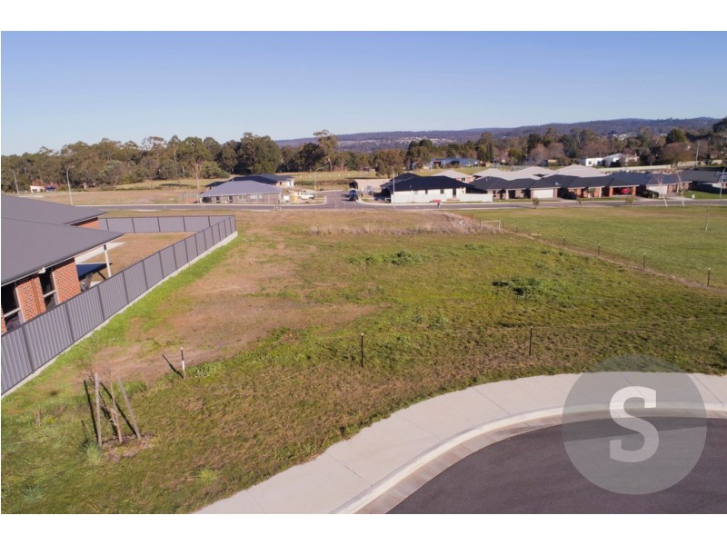 2 Braeburn Parade, Legana TAS 7277