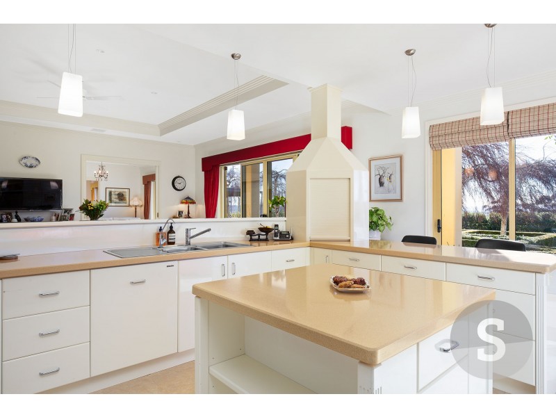 713 Hobart Road, Breadalbane TAS 7258