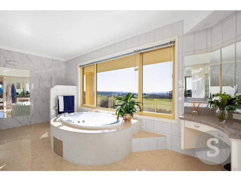 713 Hobart Road, Breadalbane TAS 7258