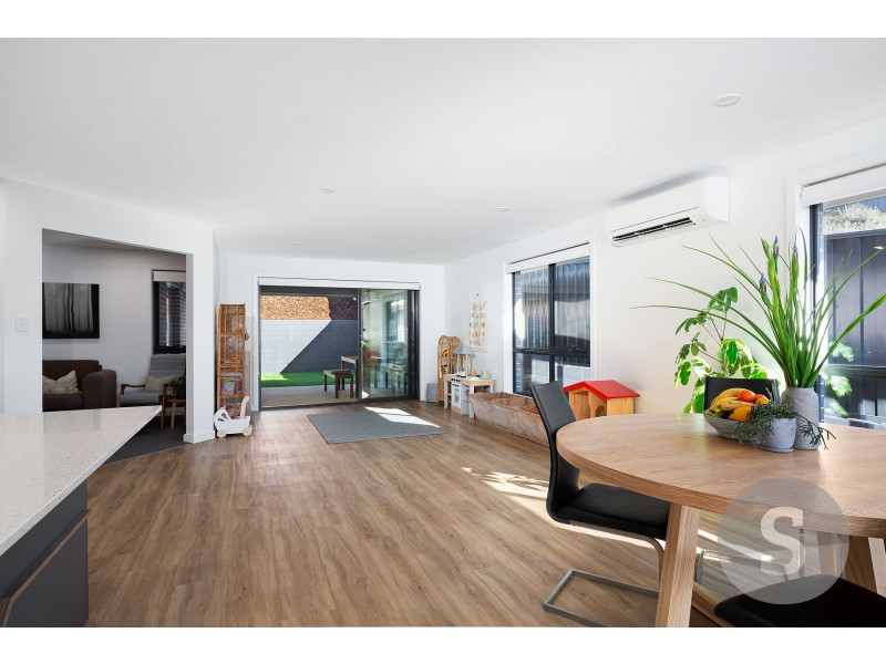 12 Aram Place, Newstead TAS 7250