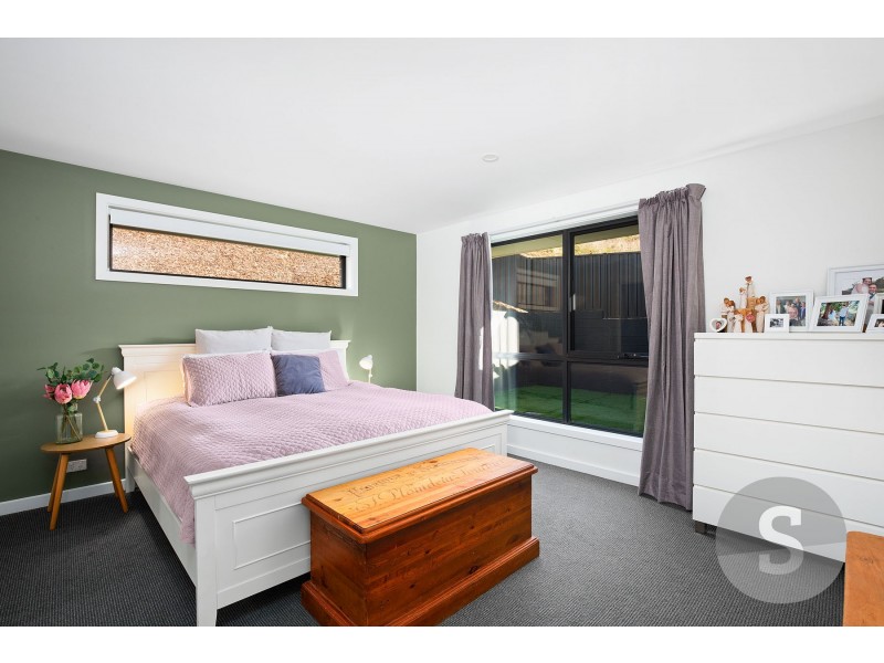 12 Aram Place, Newstead TAS 7250