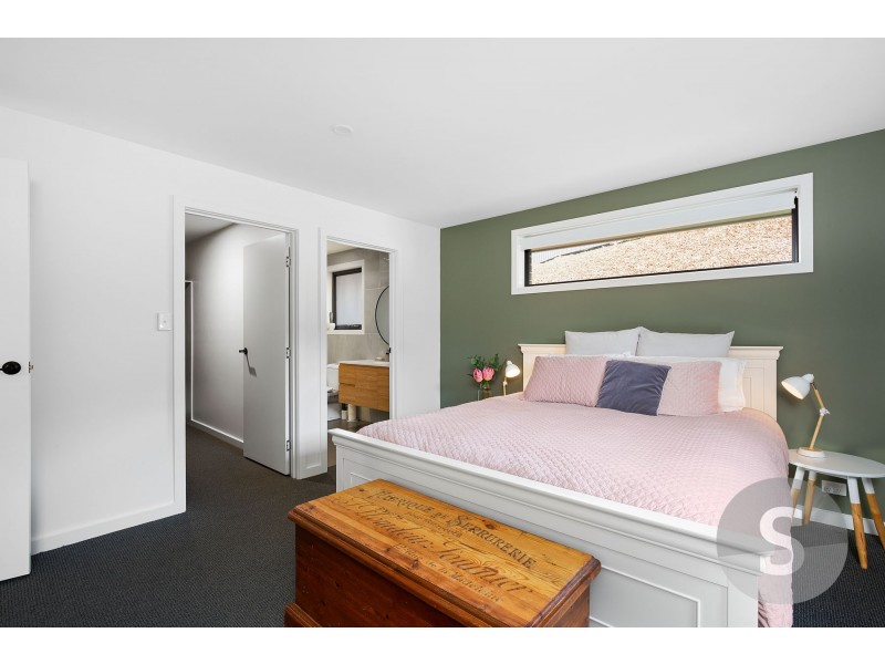 12 Aram Place, Newstead TAS 7250