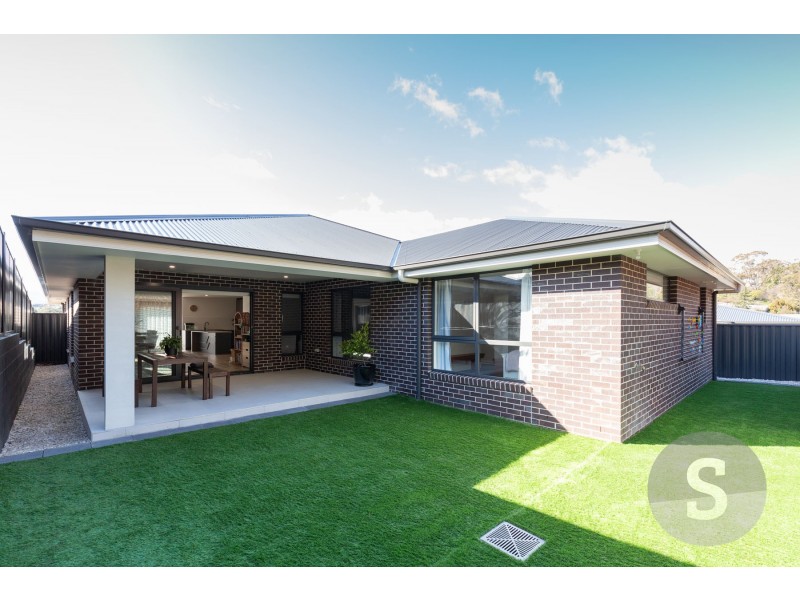 12 Aram Place, Newstead TAS 7250