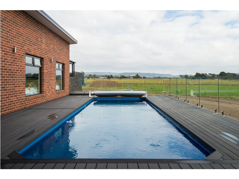 100 Sanwae Drive, Swan Bay TAS 7252