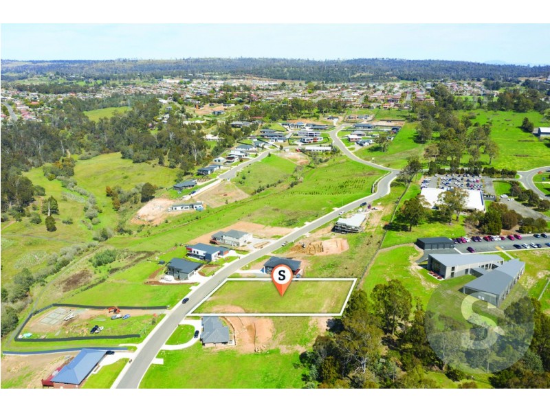 13 Deek Street, Kings Meadows TAS 7249