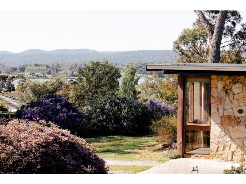 20 Beach Road, Legana TAS 7277