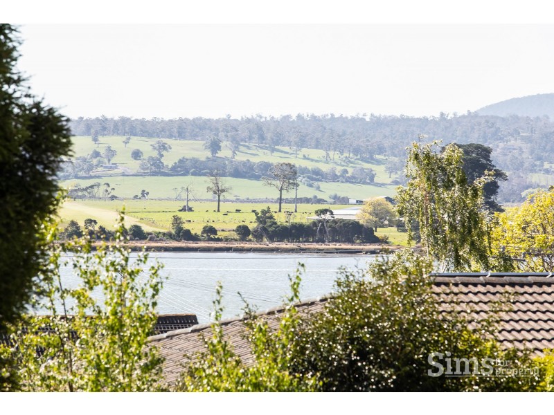 20 Beach Road, Legana TAS 7277