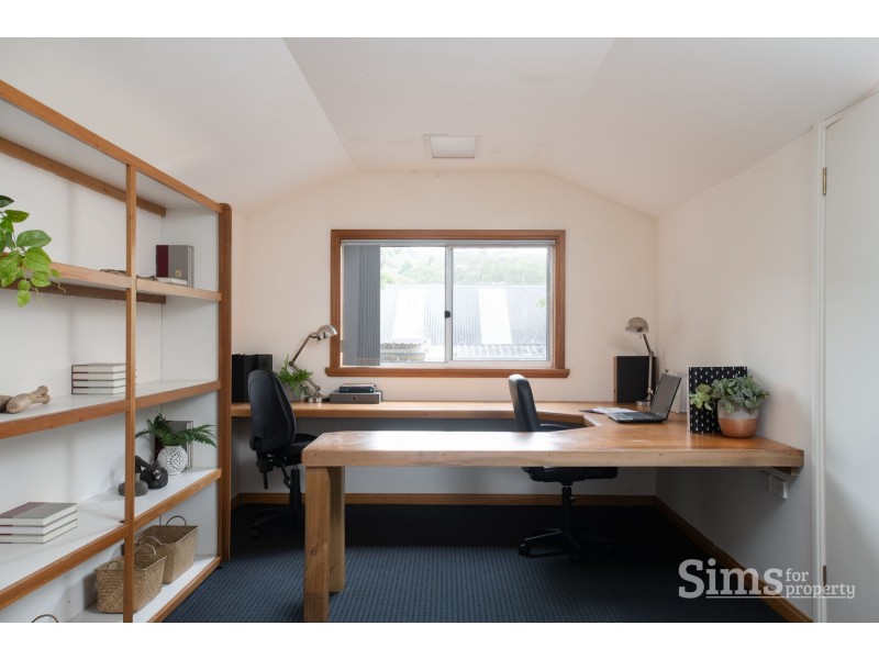 18 Benjamin Street, Trevallyn TAS 7250