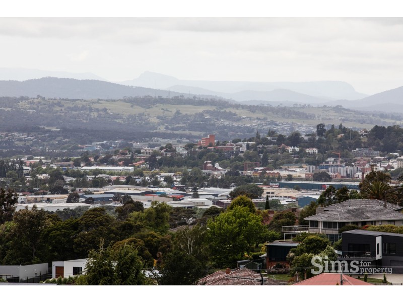 14 Balmoral Avenue, Riverside TAS 7250