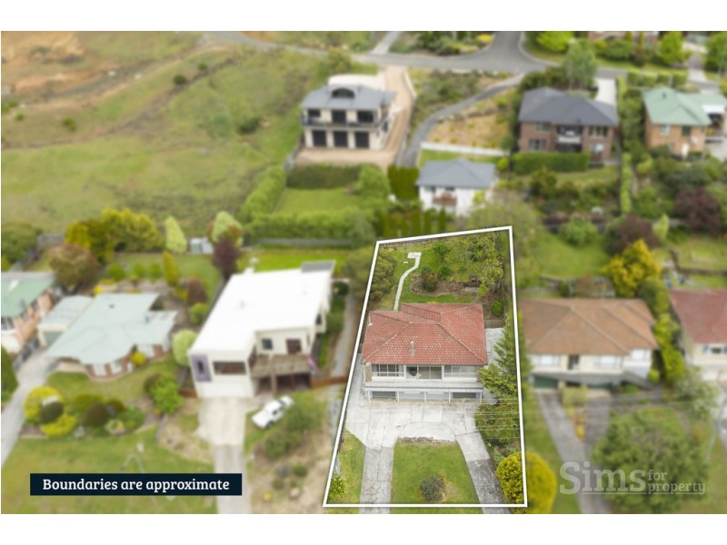 14 Balmoral Avenue, Riverside TAS 7250