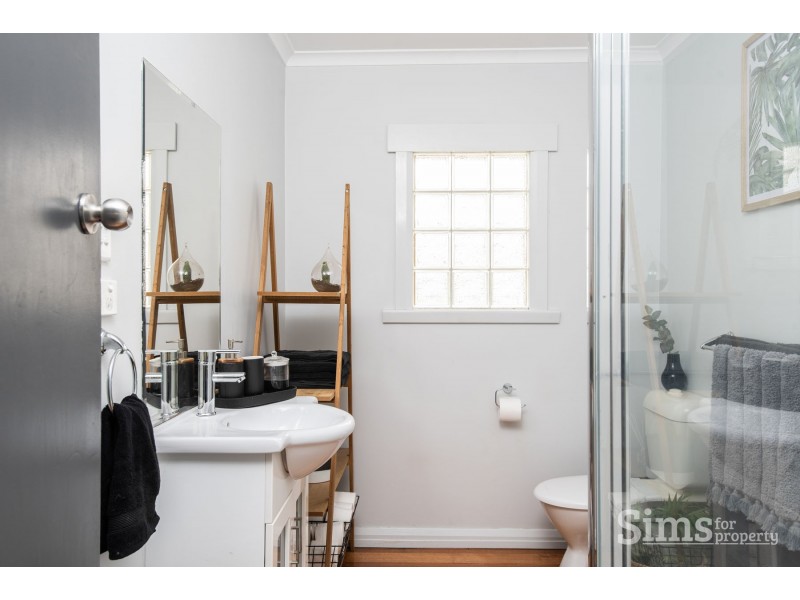 18 Alma Street, Youngtown TAS 7249