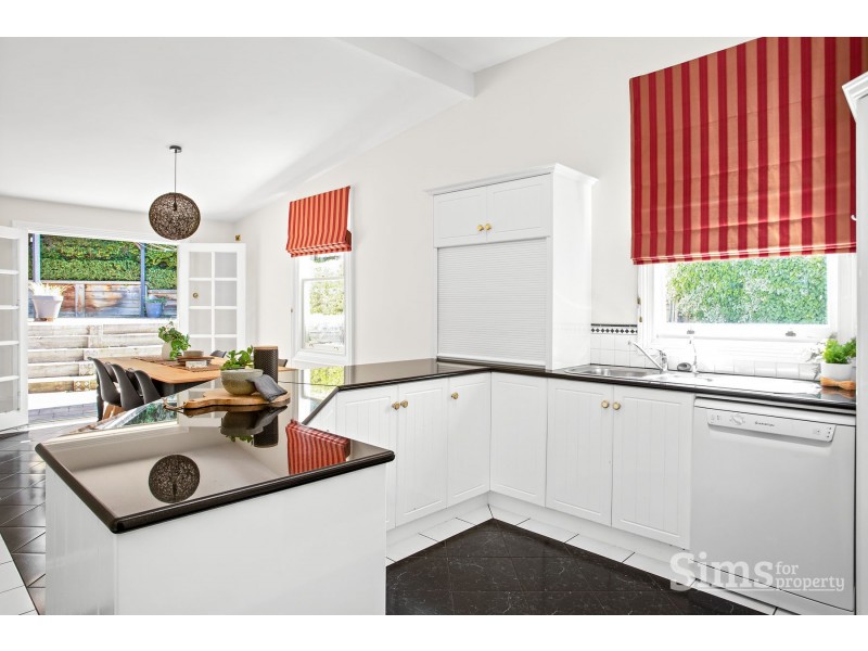 2 Carnarvon Street, Newstead TAS 7250