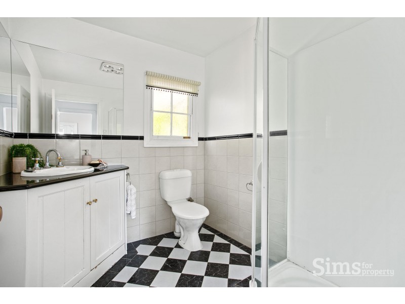 2 Carnarvon Street, Newstead TAS 7250