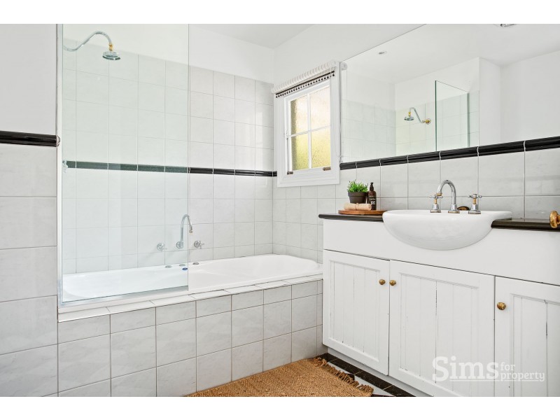 2 Carnarvon Street, Newstead TAS 7250