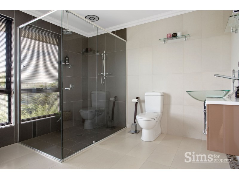 63-65 Bayview Drive, Blackstone Heights TAS 7250