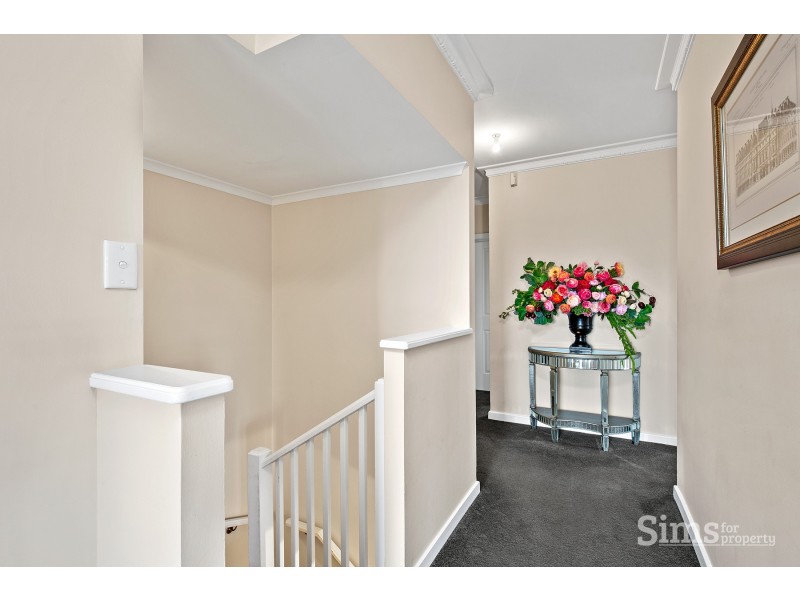 17 Veronica Crescent, Norwood TAS 7250