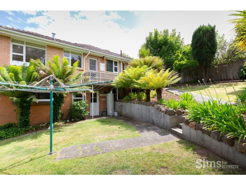 17 Veronica Crescent, Norwood TAS 7250