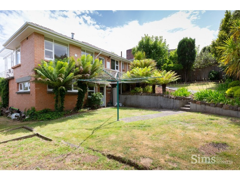 17 Veronica Crescent, Norwood TAS 7250