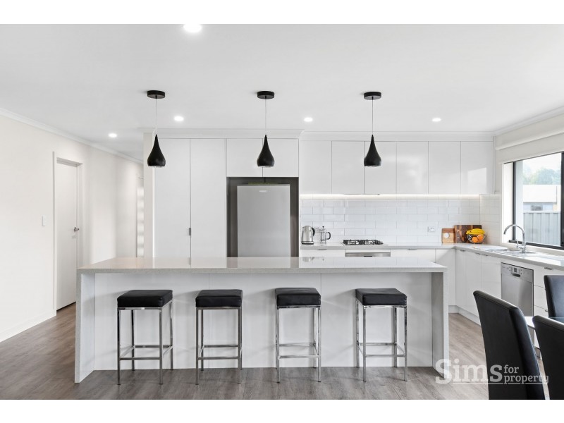 42 Lakeside Drive, Kings Meadows TAS 7249