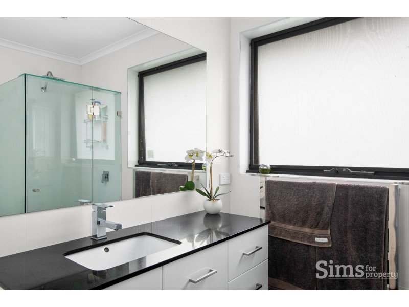 42 Lakeside Drive, Kings Meadows TAS 7249