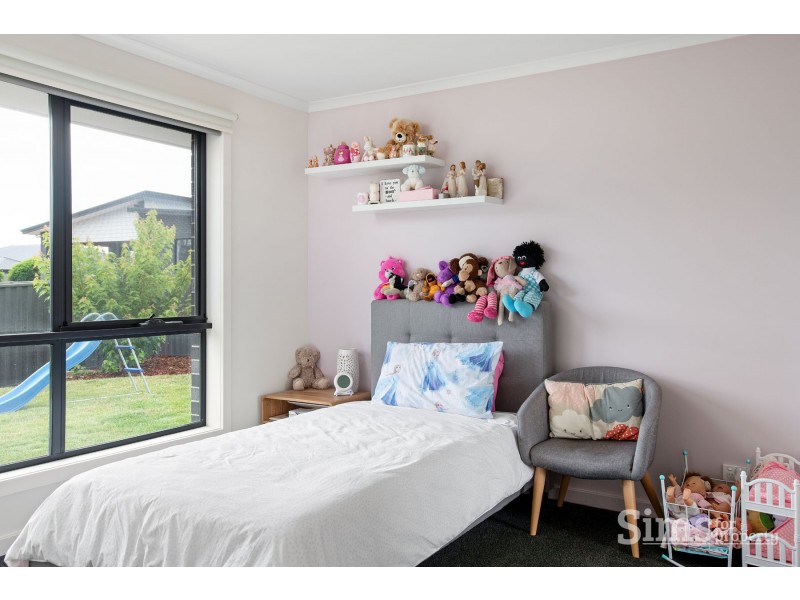 42 Lakeside Drive, Kings Meadows TAS 7249