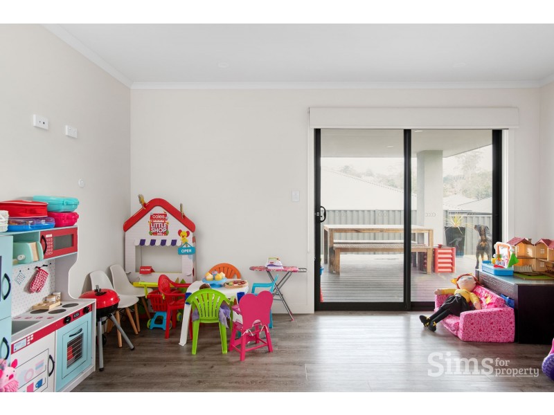 42 Lakeside Drive, Kings Meadows TAS 7249