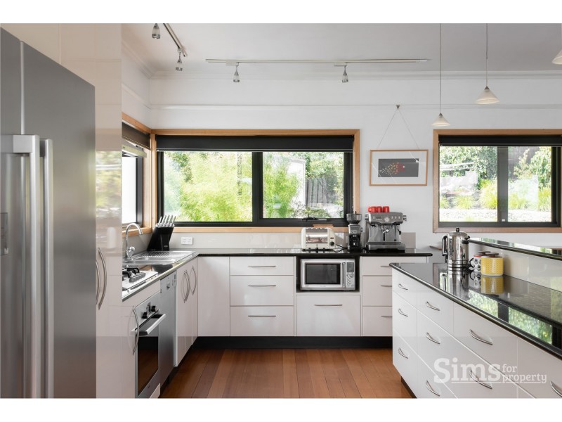 9 Trotsford Crescent, Newstead TAS 7250