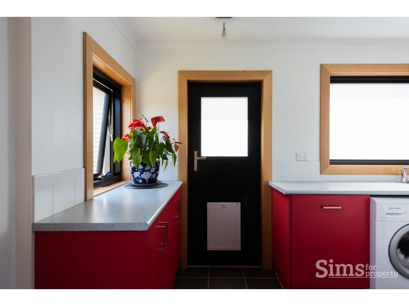 9 Trotsford Crescent, Newstead TAS 7250