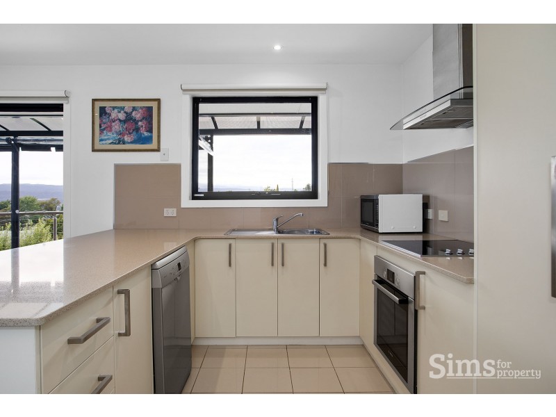 2/5 Chevron Place, Riverside TAS 7250