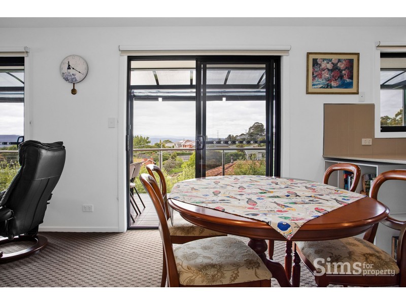 2/5 Chevron Place, Riverside TAS 7250