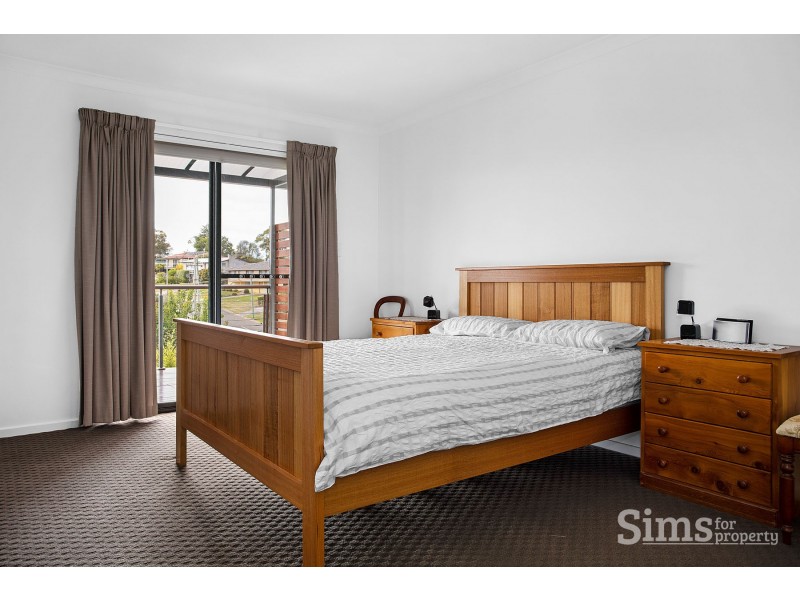 2/5 Chevron Place, Riverside TAS 7250