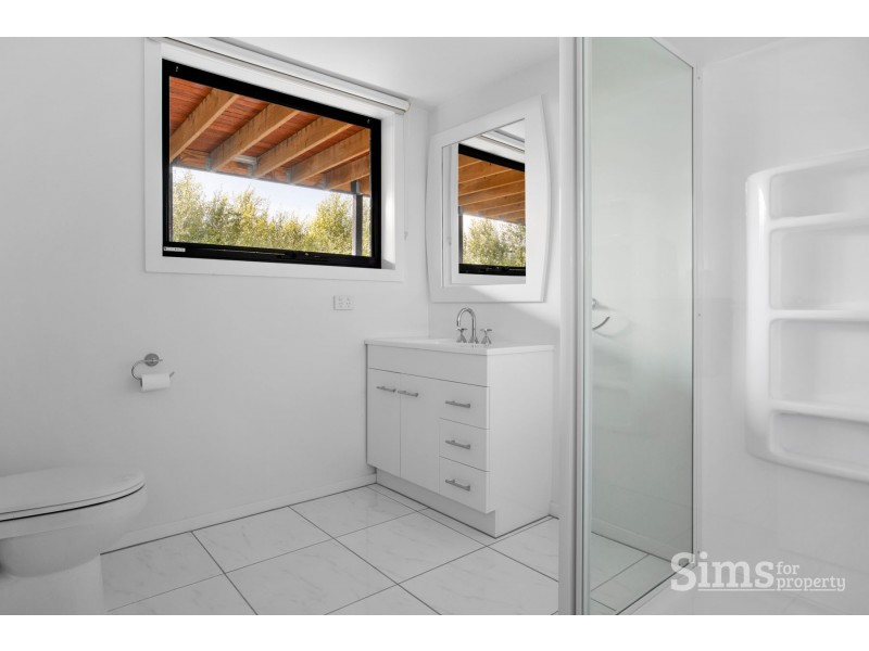 2/5 Chevron Place, Riverside TAS 7250