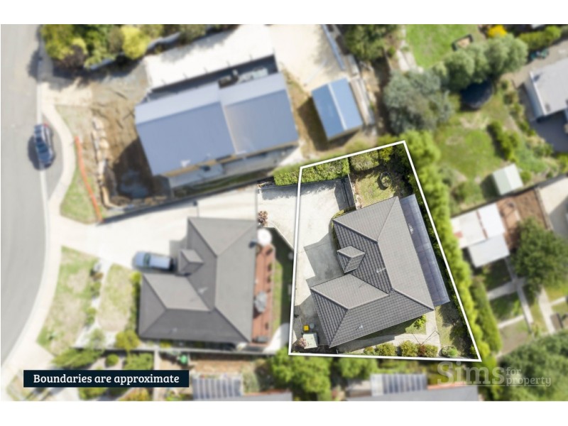 2/5 Chevron Place, Riverside TAS 7250