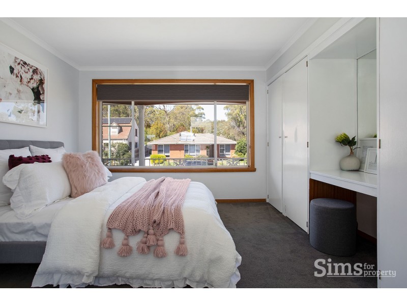 11 Heathfield Street, Norwood TAS 7250