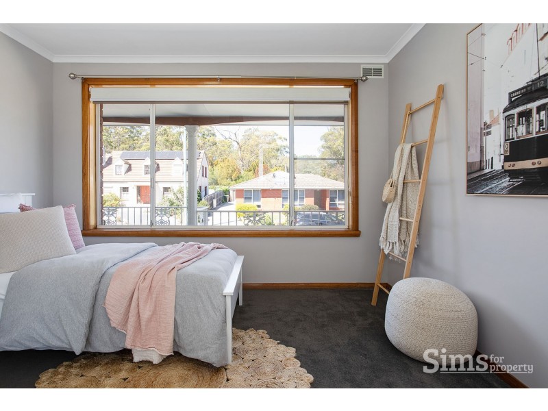 11 Heathfield Street, Norwood TAS 7250