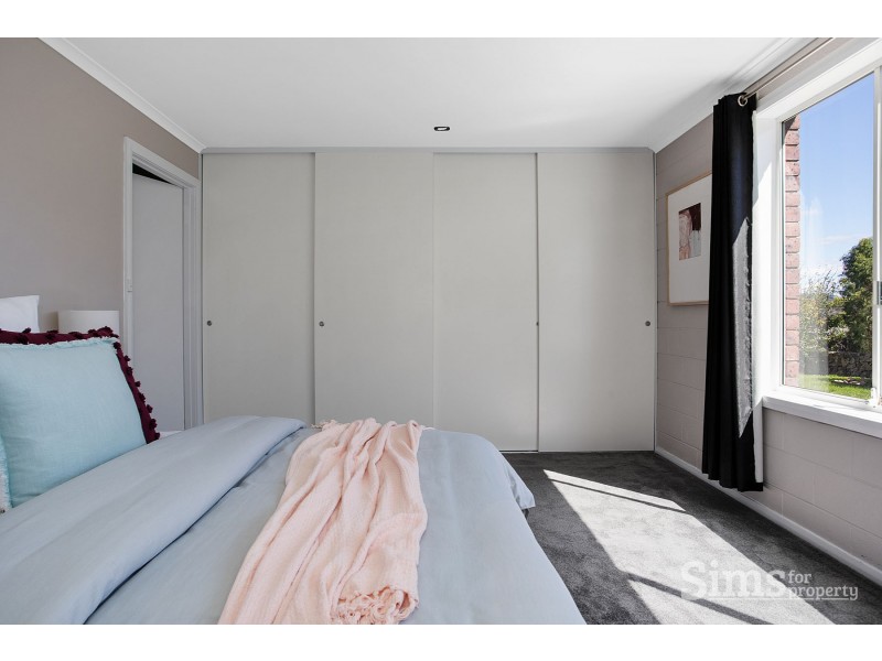 11 Heathfield Street, Norwood TAS 7250