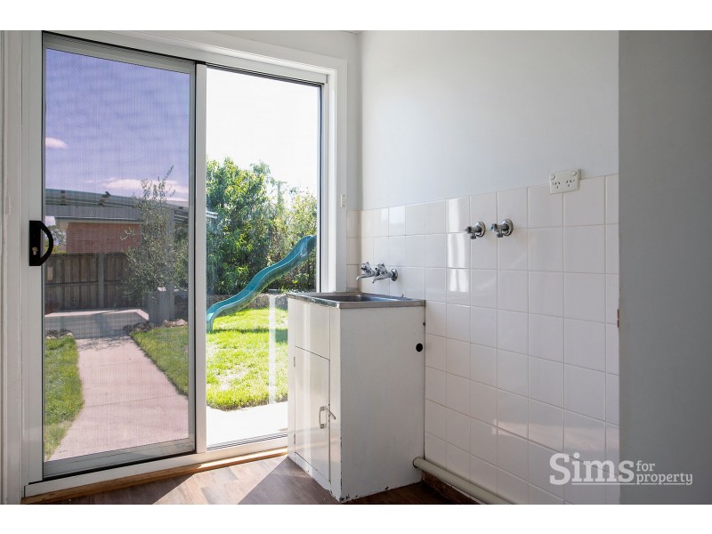 11 Heathfield Street, Norwood TAS 7250