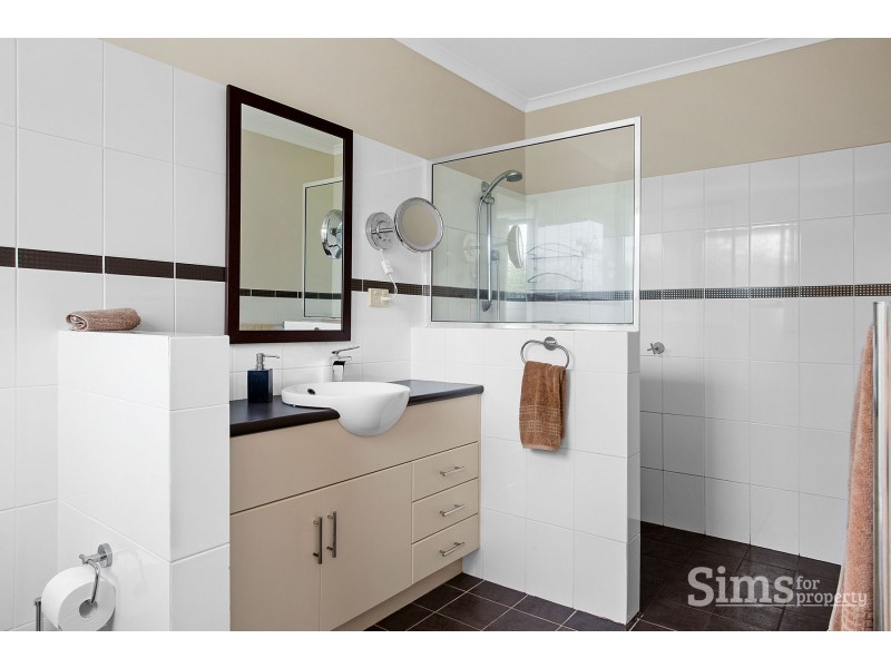 40 Beach Road, Legana TAS 7277