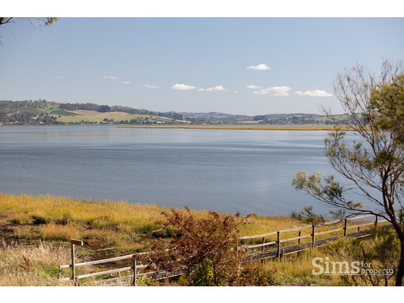 40 Beach Road, Legana TAS 7277