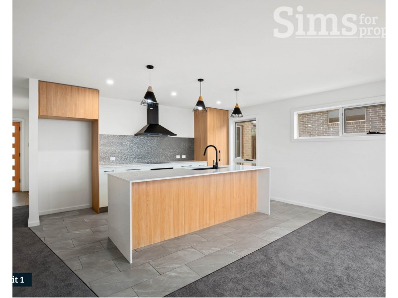 1/4 Asgard Place, Prospect Vale TAS 7250
