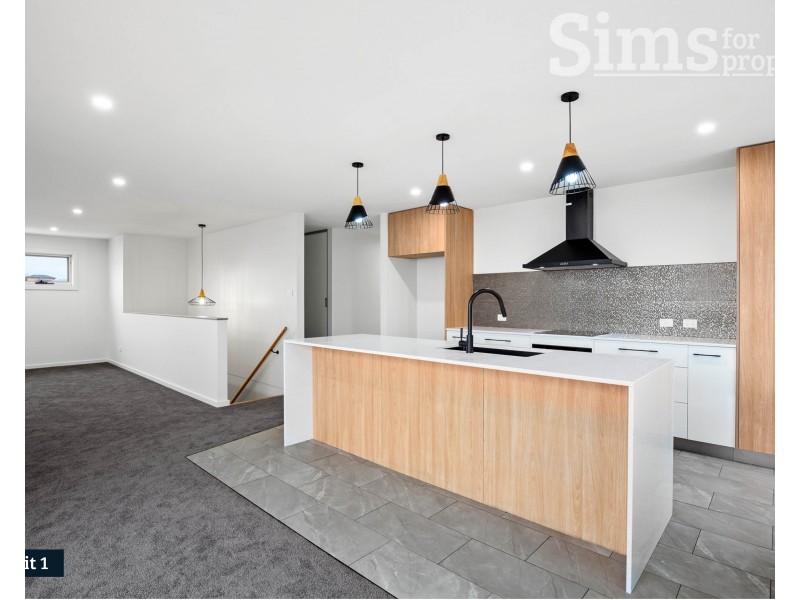 1/4 Asgard Place, Prospect Vale TAS 7250