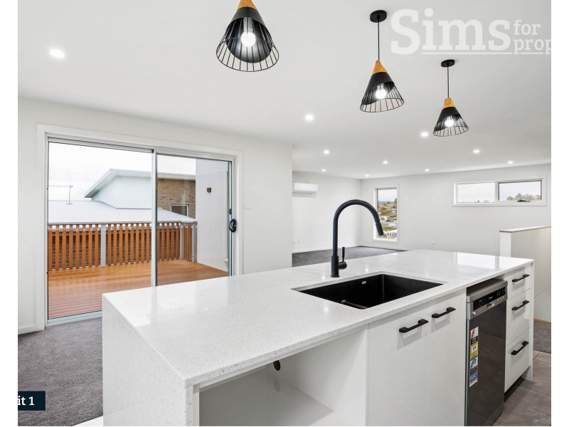 1/4 Asgard Place, Prospect Vale TAS 7250