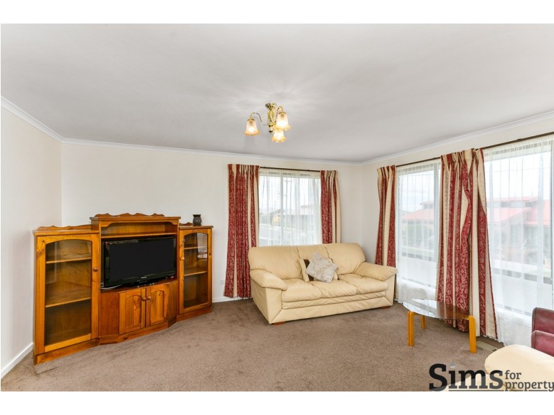 22 Vermeer Avenue, Newnham TAS 7248