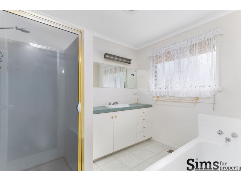 22 Vermeer Avenue, Newnham TAS 7248